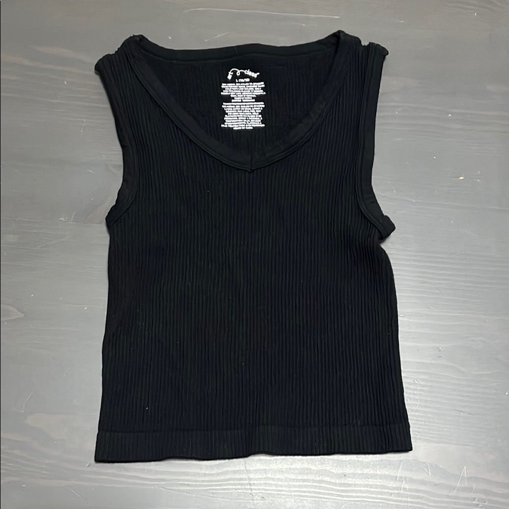 Black Sleeveless Ribbed Crop Top